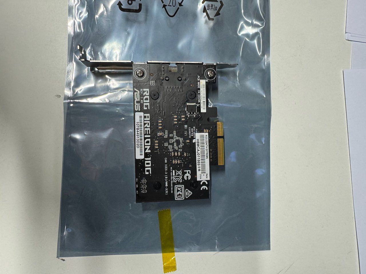 PCs: ASUS ROG AREION 10G – Neu und originalverpackt aus Frauenfeld von cinque 1