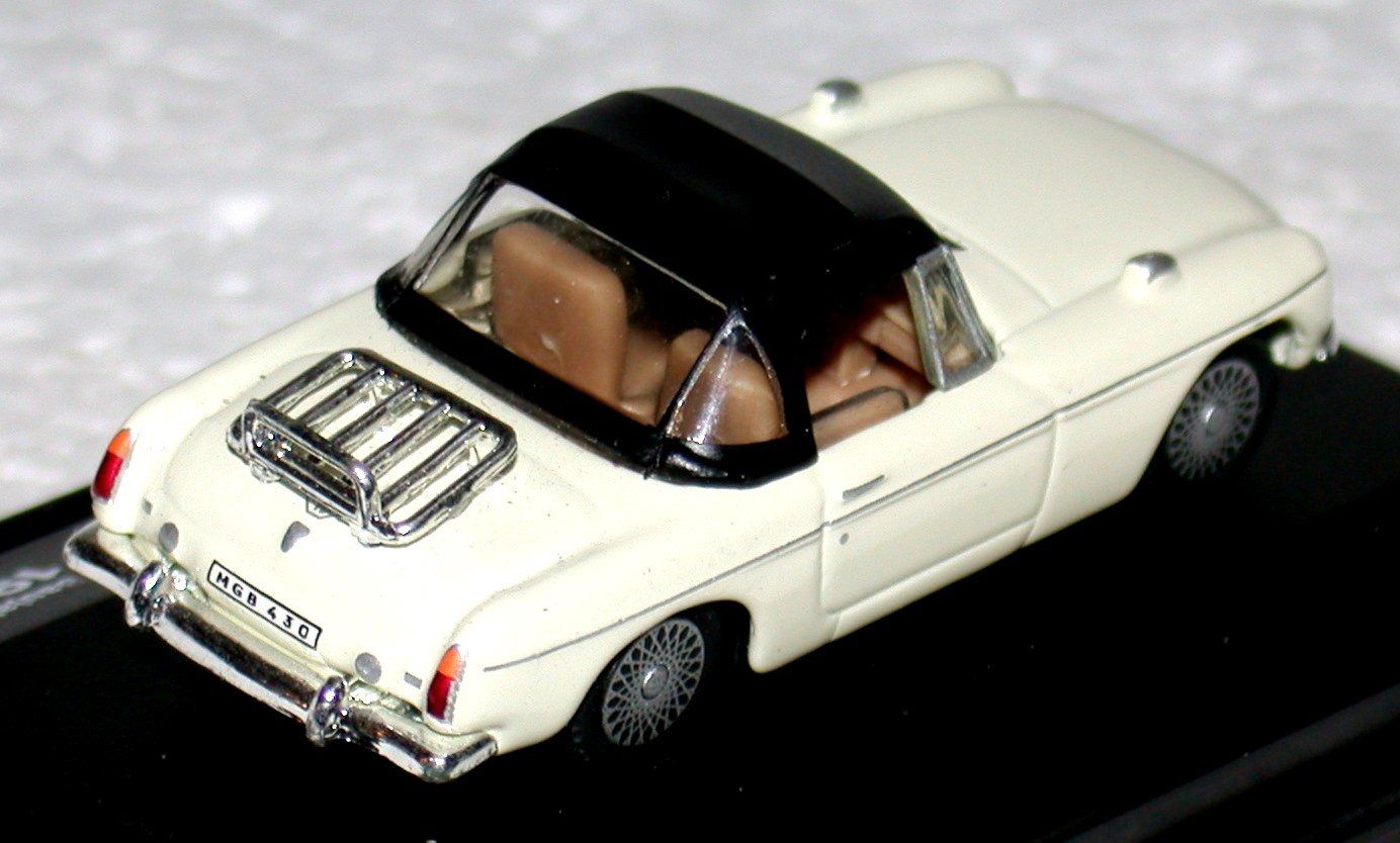 MG Modellautos: Collection 2x 1962 MGB Cabrio, 1:72 – Neu und originalverpackt aus Ortschwaben von  4