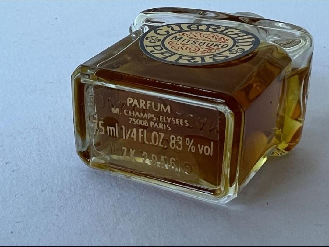 Guerlain Profumi & Eau de Toilette: Parfum GUERLAIN Mitsouko 7.5ml – Usato da Kestenholz venduto da Porsche117 2