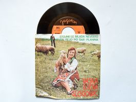 Vaska Ilieva Glogovac - Stojne Le Mlada Nevesto