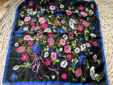 Seidenfoulard 75 x 75 cm vintage