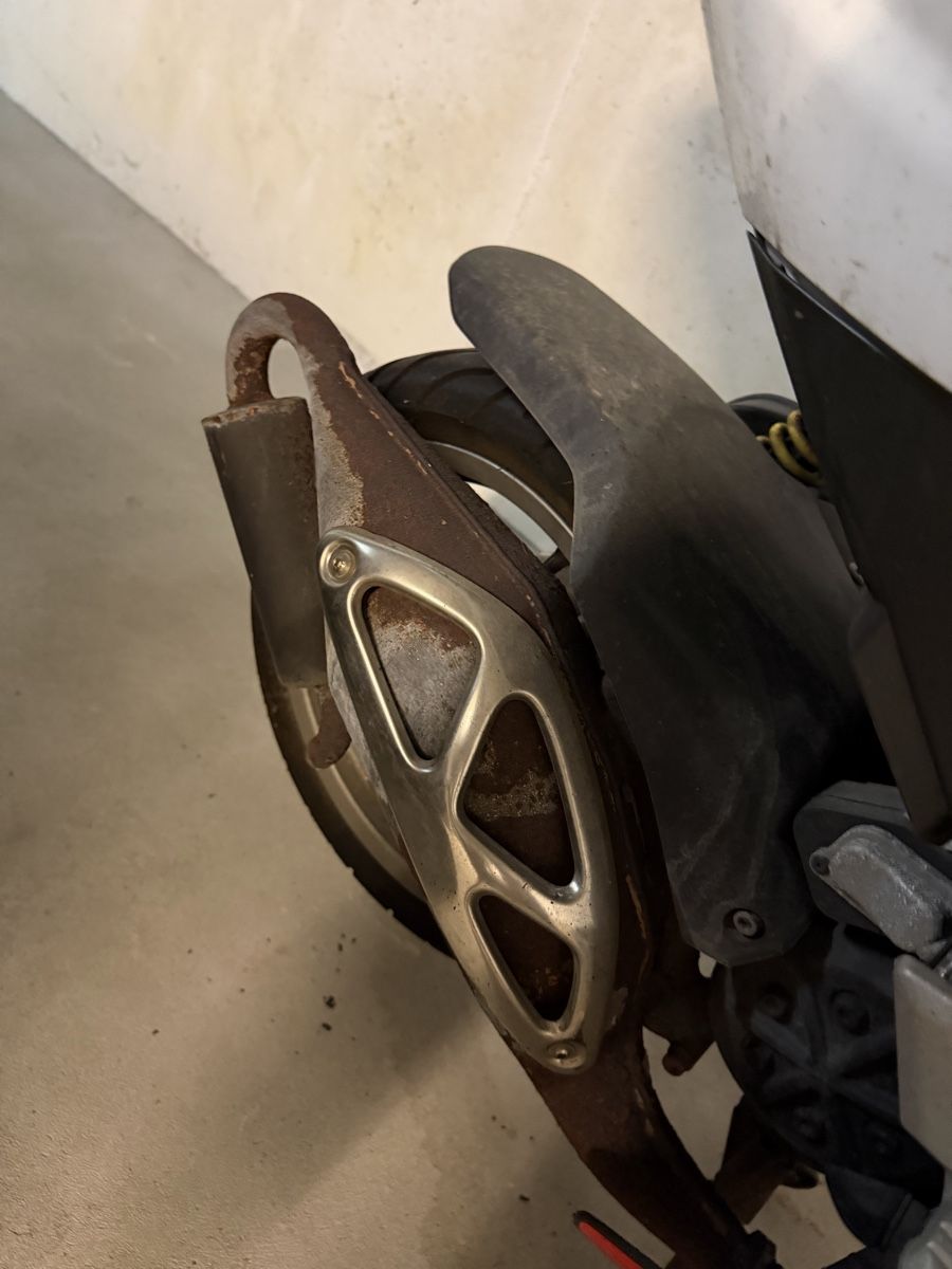 Aprilia Scooter: Aprilia SR 50 (2008) – Difettoso da Basel venduto da pasghetti 3