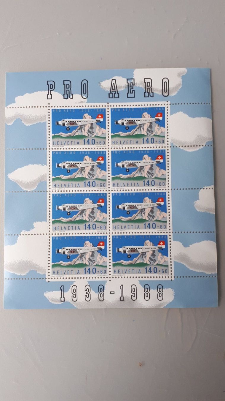 Tutti i francobolli: 1 Kleinbogen Pro Aero 1988 à 8 Marken, postfrisch. – Nuovo (secondo la descrizione) da Seewen SZ venduto da SuperpumaDisplayTeam