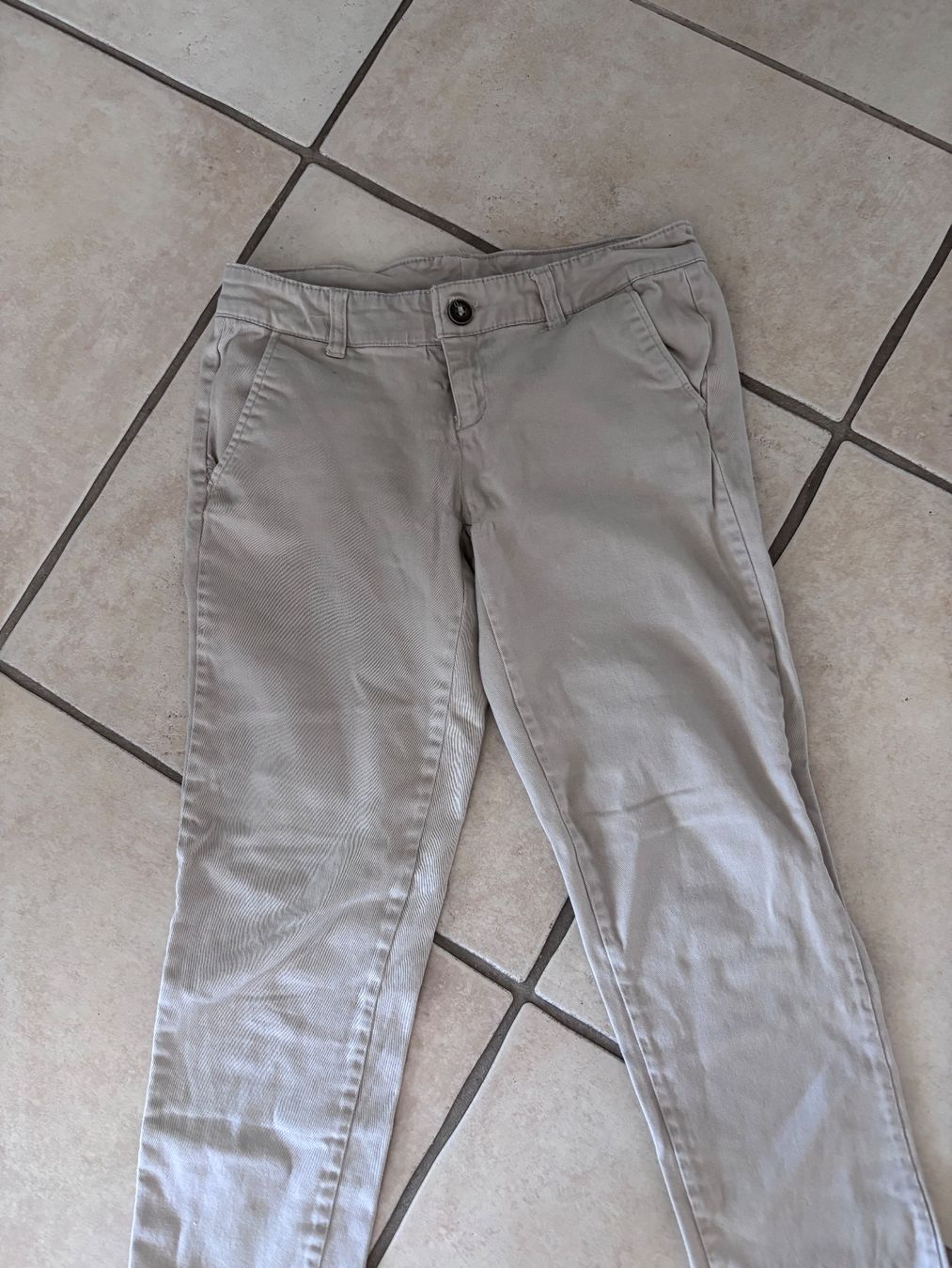 Tally Weijl Pantaloni: Damen 7/8 Chino beige 36 – Usato da Balsthal venduto da Uroby 1