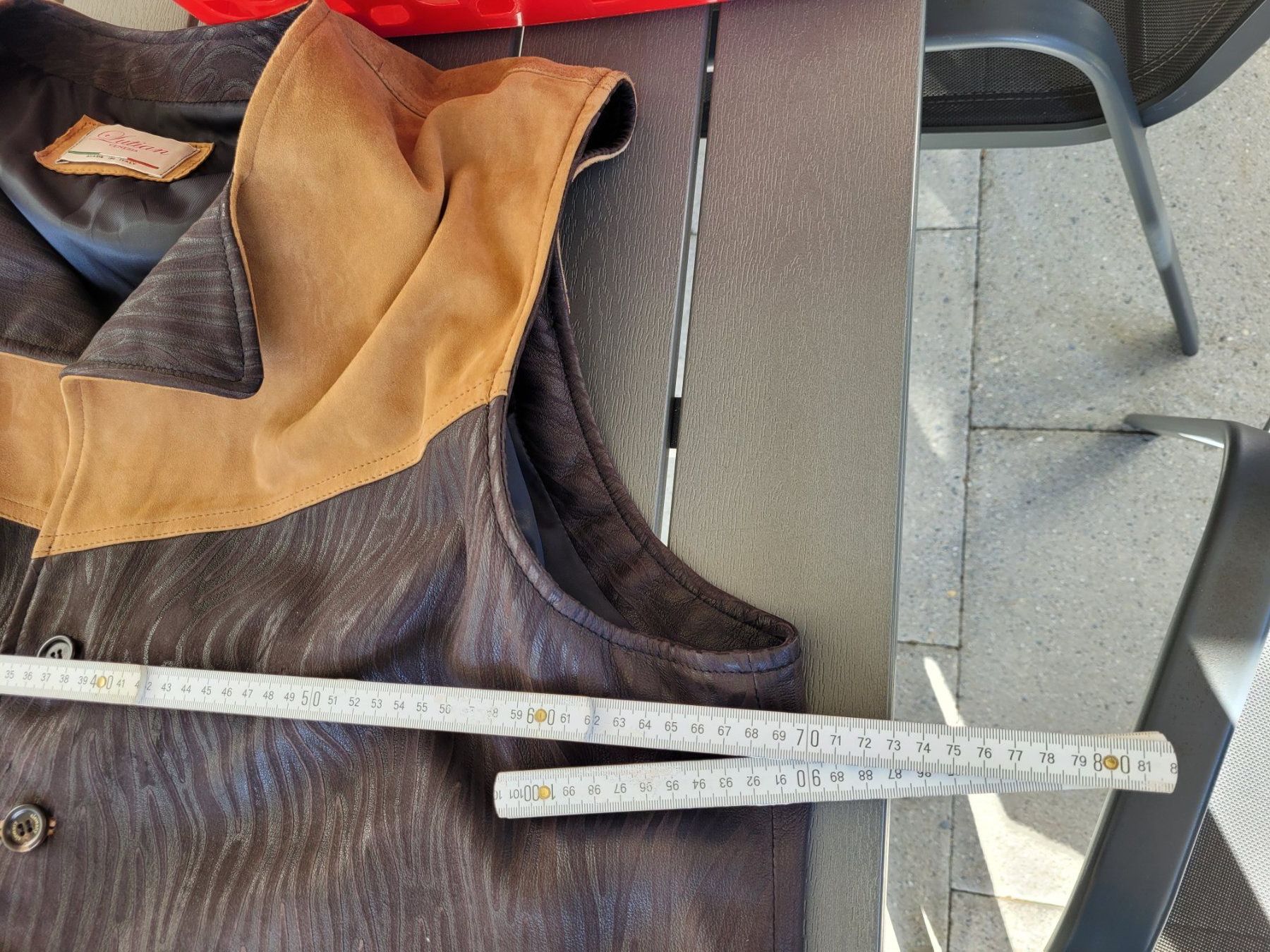 Gilets & Westen: Leder-Gilett – Neu (gemäss Beschreibung) aus Balsthal von Marche 8