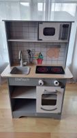 Hape Kinderkueche mit Zubehoer gebraucht