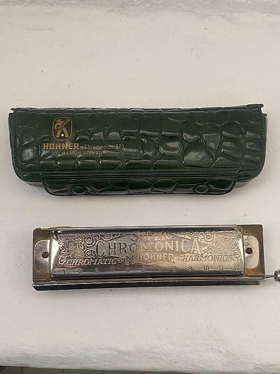 Musikinstrumente: Super Chromatica Harmonica M.Hohner – Gebraucht aus Brissago von Osi.Coco.6782