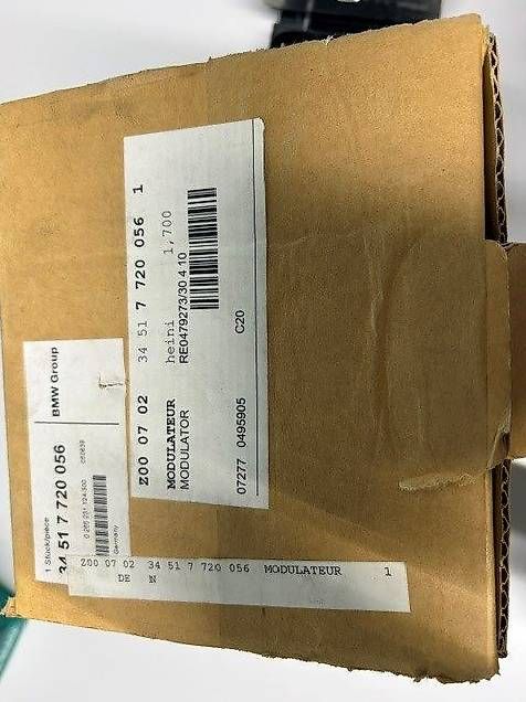BMW Tutti i ricambio per moto: BMW Neu Modulator F800R – Nuovo e nell'imballaggio originale da Landquart venduto da jes_6zrh 2
