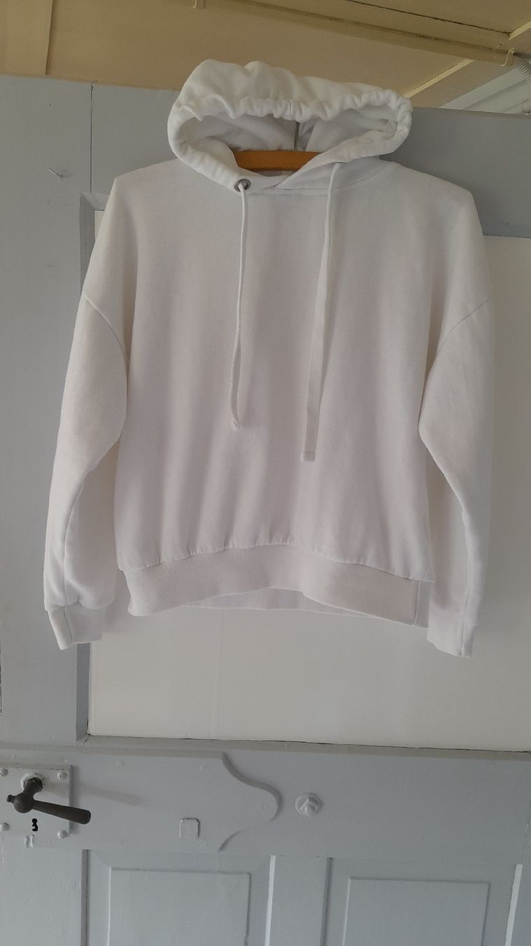 Maglioni & Felpe: Kapuzenpullover gr. XS in weiss – Usato da Nesslau venduto da Churfirsten08