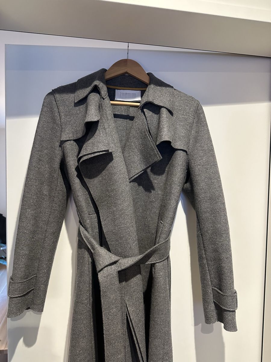 Harris Wharf London Cappotti: Harris Wharf London grey wool coat IT44 – Usato da St. Niklausen LU venduto da lau_259n 1