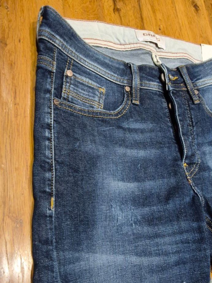 Gang Jeans: 26 oder 34 -  Grösse, Jeans Bermudas von GANG, Damen – Neuf (Voir description) à Nottwil par echtMOMO 2