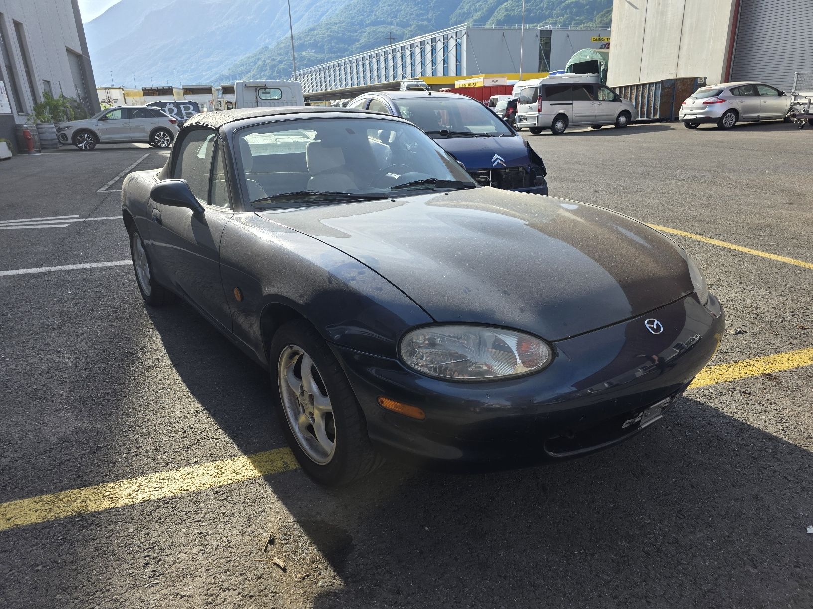 Mazda Automobili: Mazda MX-5  1.6cc – Usato da Cadenazzo venduto da LuismacchineSagl 1