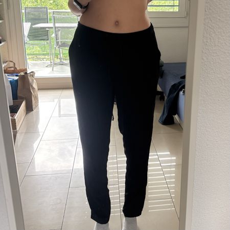 Leichte Damen Hose Only schwarz Grösse 38