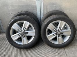 VW T6 235/55 R17 Winter 6 und 7mm 7E0 601 025 P