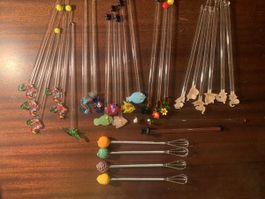 Baguettes à cocktail en verre soufflé, lot varié de 29 pièce