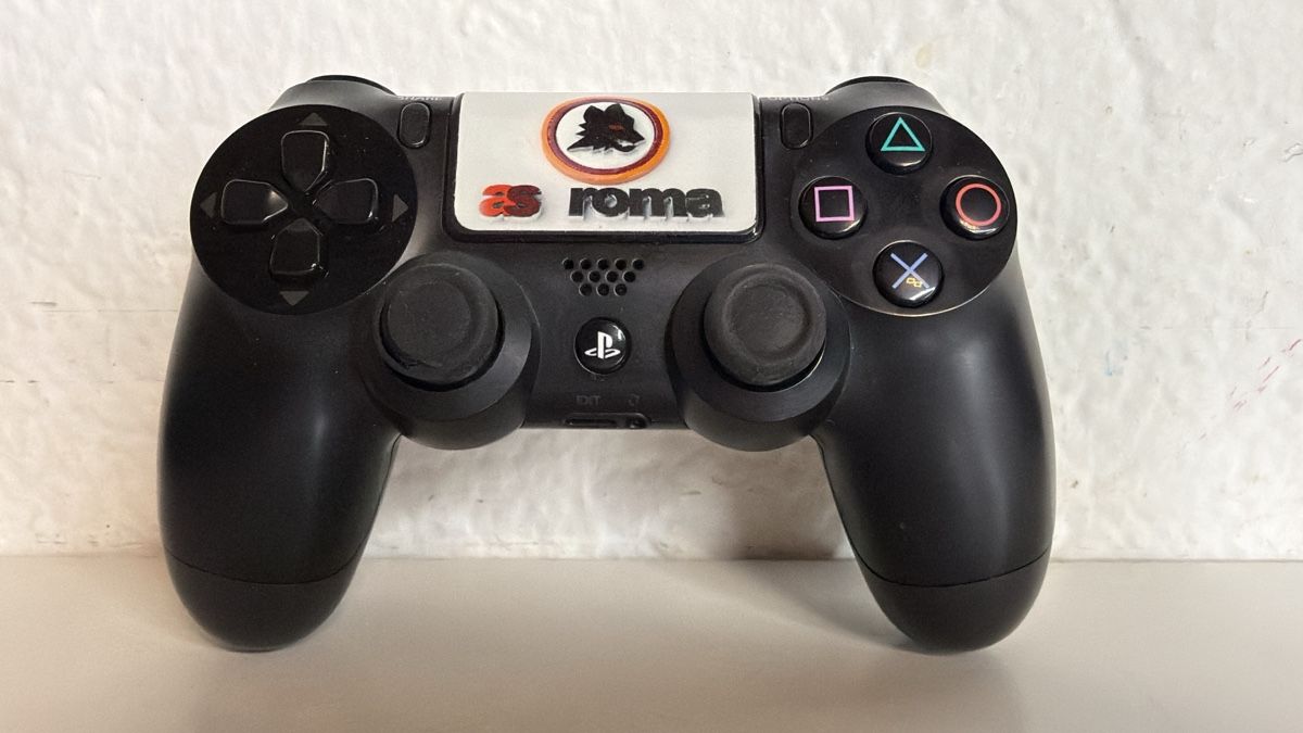 Sony Controller: Sony PS4 Controller -  AS Roma Edition black – Usato da Ehrendingen venduto da bubulence