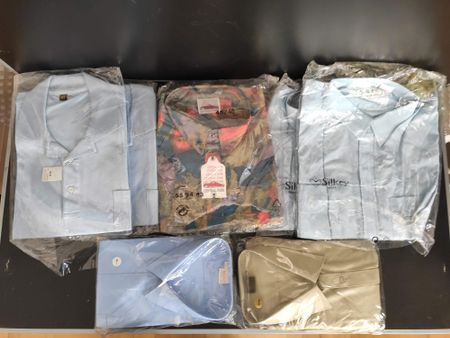 5 Herrenhemden + 2 Polo Grösse XXL, neu originalverpackt