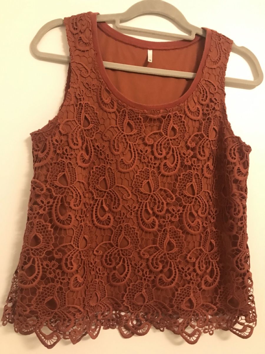 Only Top: Damen Top Only mit Spitze ,Grösse 38 rostrot  – Usato da Dübendorf venduto da nela123 1