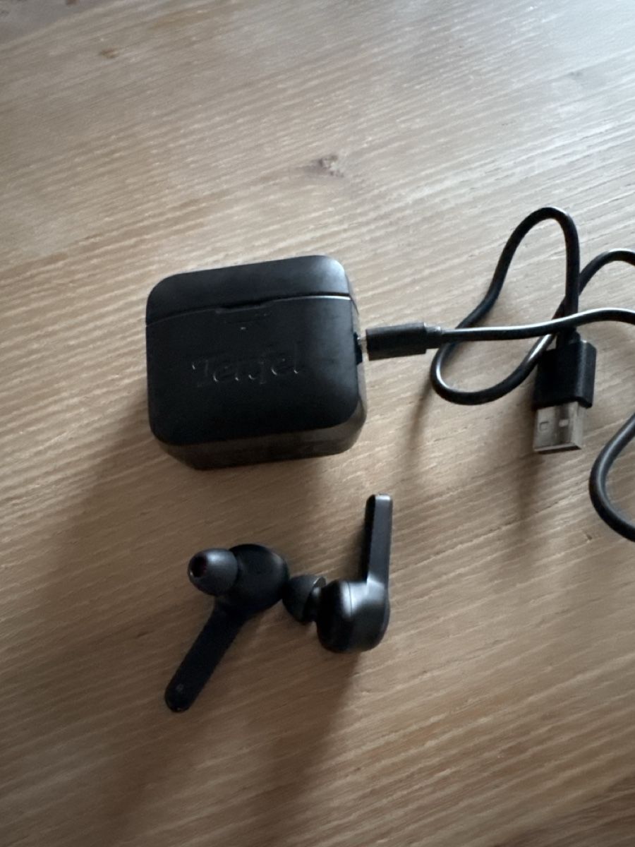 Teufel Casques audio: Teufel  Kopfhörer mit Ladecase schwarz gebraucht – D'occasion à Seon par kst_d7jh