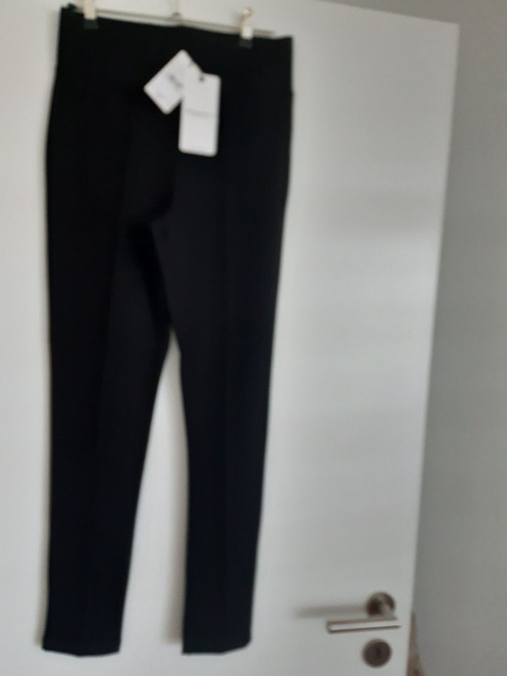 Pantaloni: Damenhose Brodway S schwarz – Nuovo (secondo la descrizione) da Wettingen venduto da beahu