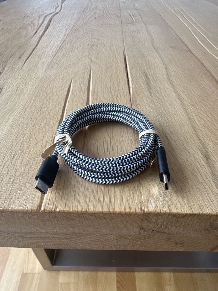Ladegeräte: Neues USB C Kabel – Neu (gemäss Beschreibung) aus Cham von frca1 1