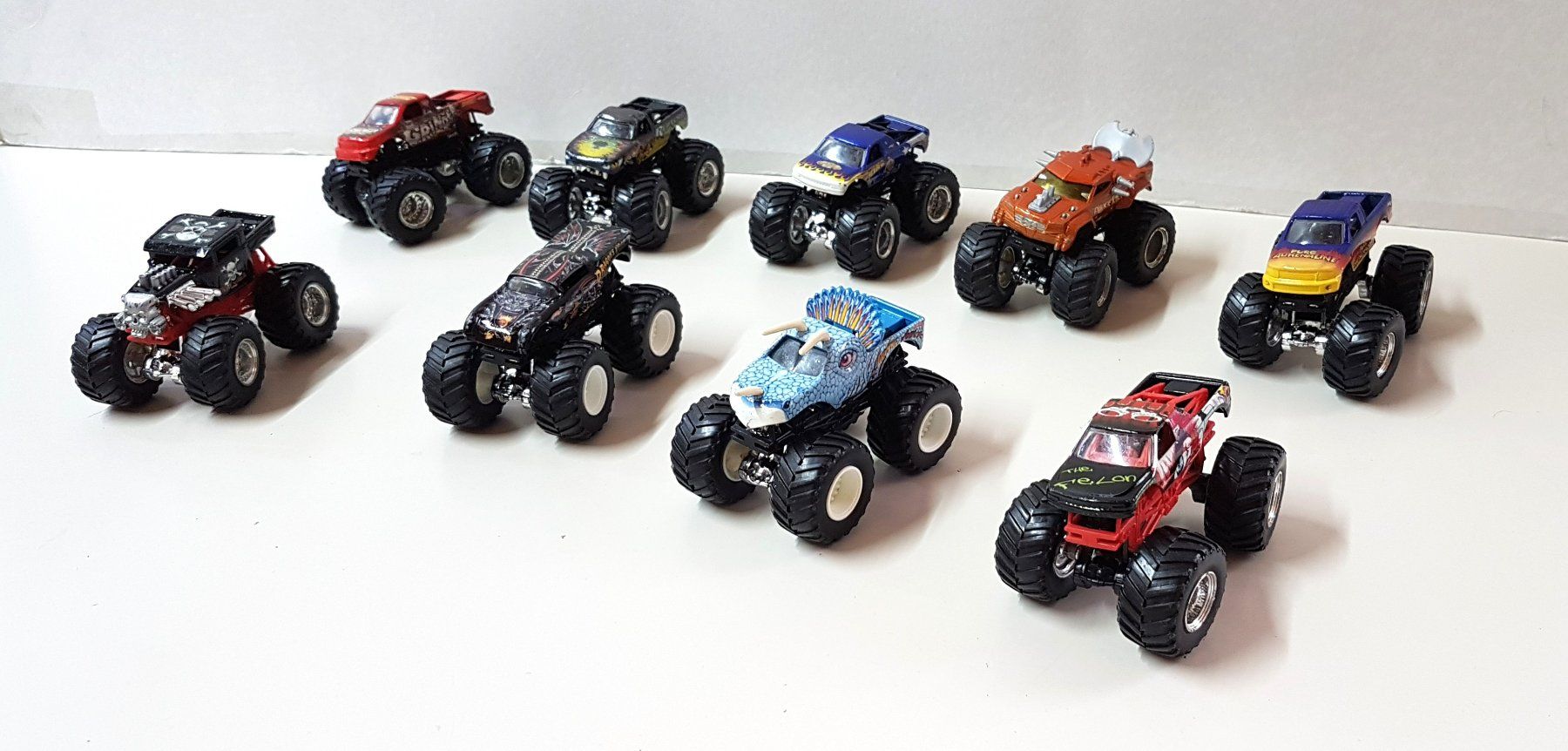 Modellini d'auto: 😎  9 Auto Offroader – Usato da Schüpfheim venduto da Games_Spielkonsolen