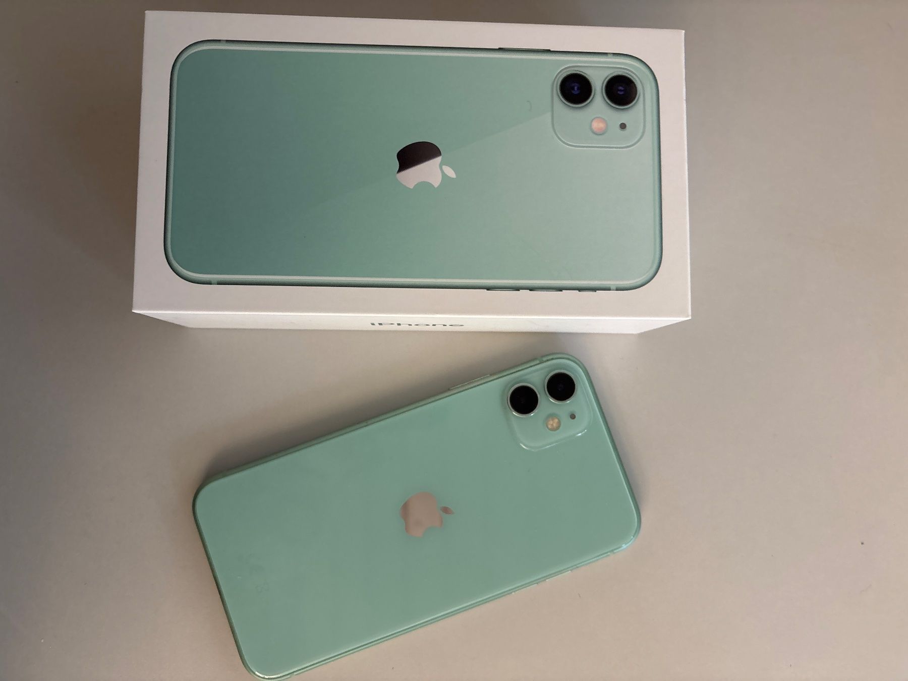 Apple Portables: Apple iPhone 11 – D'occasion à Langnau am Albis par Selzers1962 1