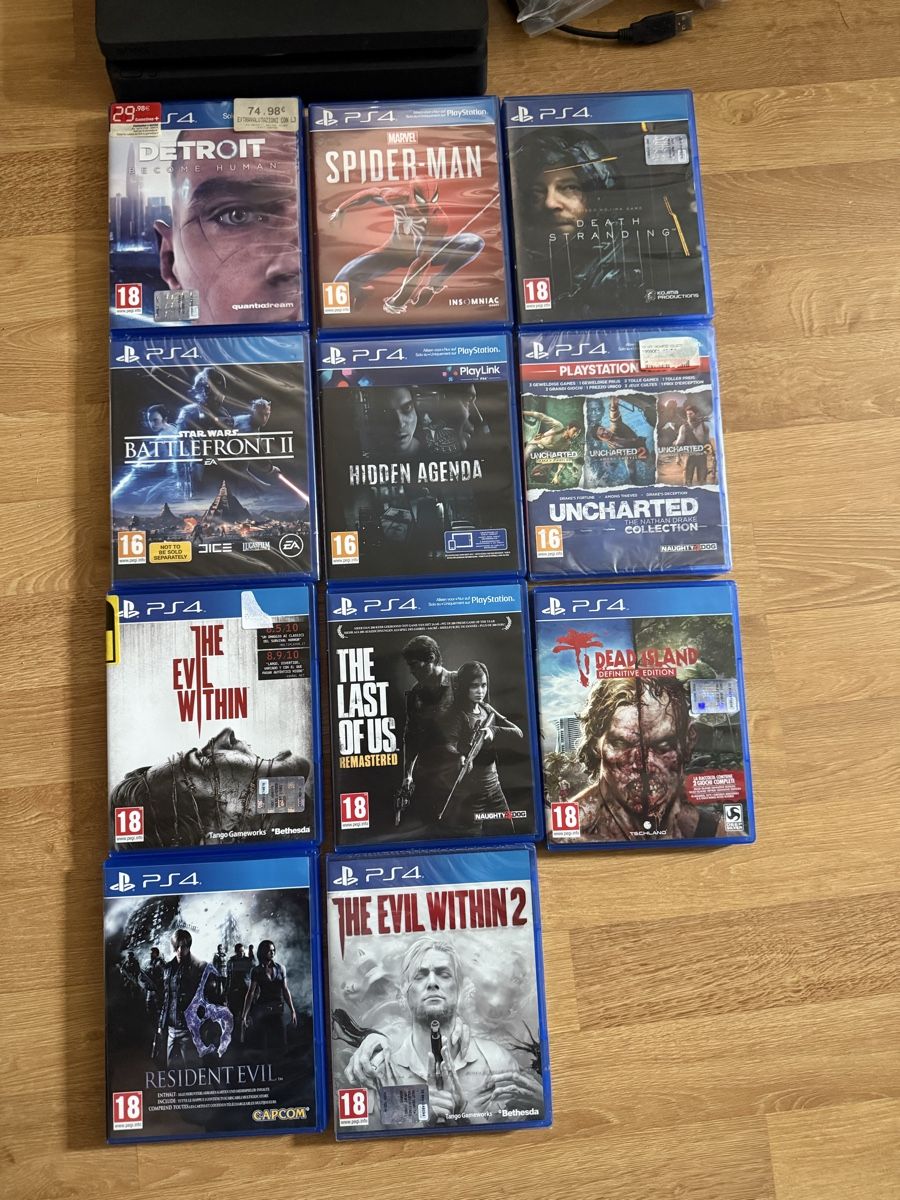 Sony Spiele: PlayStation 4 bundle con 9 giochi e accessori – Gebraucht aus Pezzolo von maruska05 1