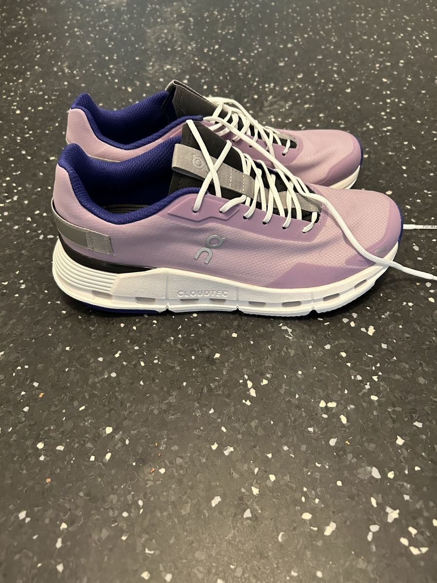 Scarpe da donna: On Cloudnova – Nuovo (secondo la descrizione) da Zürich venduto da Manonard