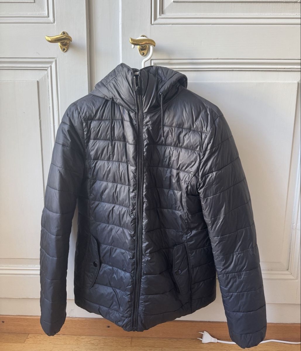 Zara Jacken: BLACK HOODED JACKET zara – Neu (gemäss Beschreibung) aus Bern von FashionK92