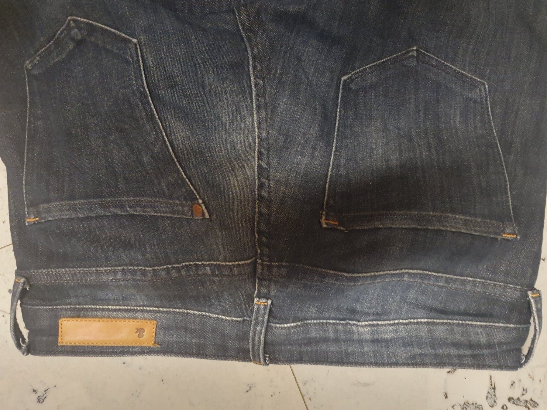 Jeans: Jeans – Usato da Moosseedorf venduto da Sonnenschein.. 6