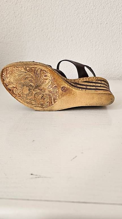 Scarpe da donna: Tamaris Lack-Sandale mit Kork-Keilabsatz – Usato da Sursee venduto da nei_7klk 4