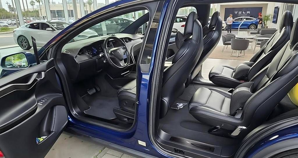 Autos: Tesla model x 100 D – Gebraucht aus Obermumpf von max_zrw2 1