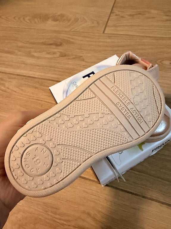 Chaussures filles: Schuhe Mädchen Größe 19 – Neuf avec emballage d'origine à Aarau par bit_q772 3