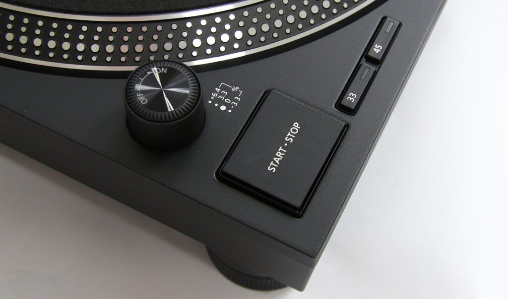 Technics Giradischi: Technics SL-1210 MK7 – Nuovo e nell'imballaggio originale da Toffen venduto da RohrerHiFiAG 1