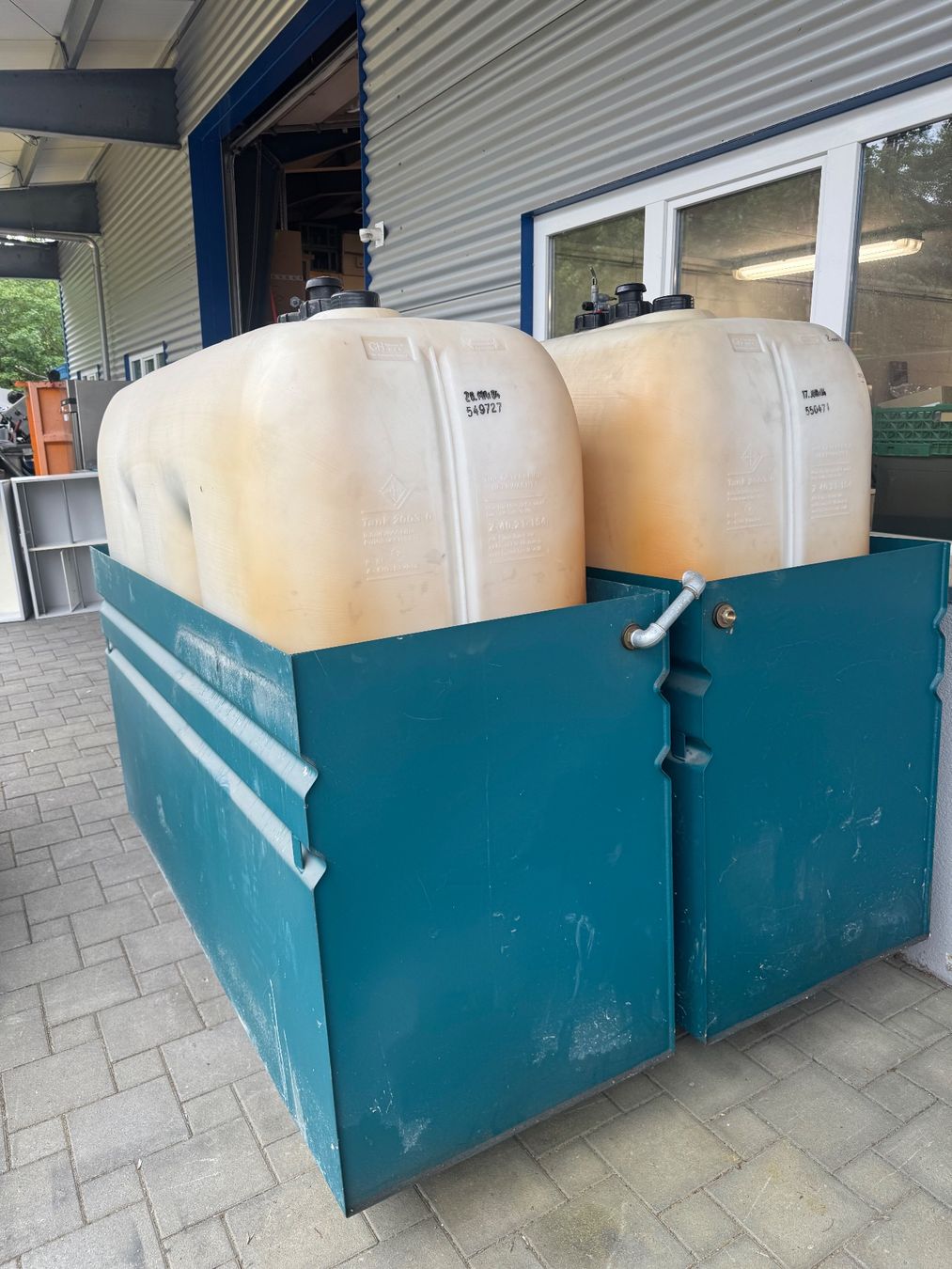 Heizung: Sicherheitswanne mit Heizöltank – Gebraucht aus Appenzell Steinegg von joe_7nzr 3