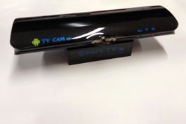Android TV Box mit eingebauter Kamera für Videoanrufe am TV