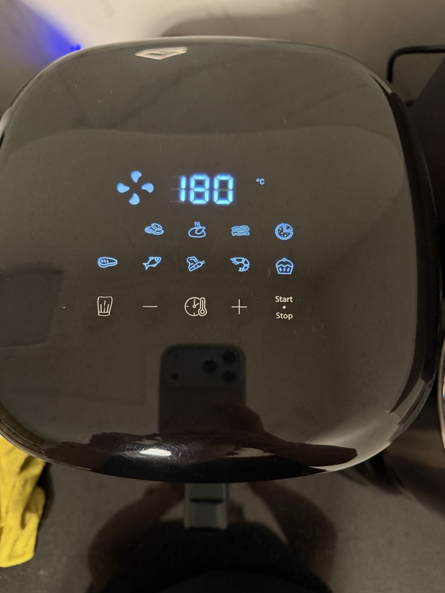 Forni: Air Fryer Tefal  – Usato da Renens VD venduto da aligrapefruit 2