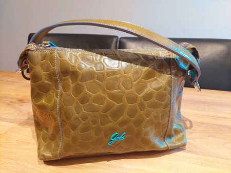 Olivegrüne Handtasche von Gabs, sehr gut erhalten