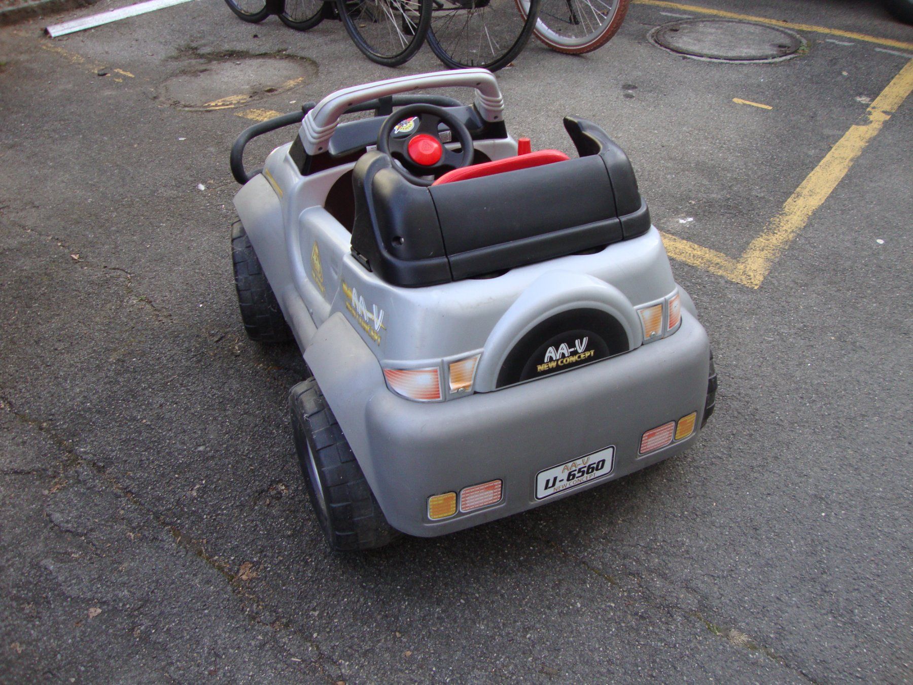 Veicoli per bambini: Kinderfahrzeug – Usato da Thun venduto da Velo-7 3