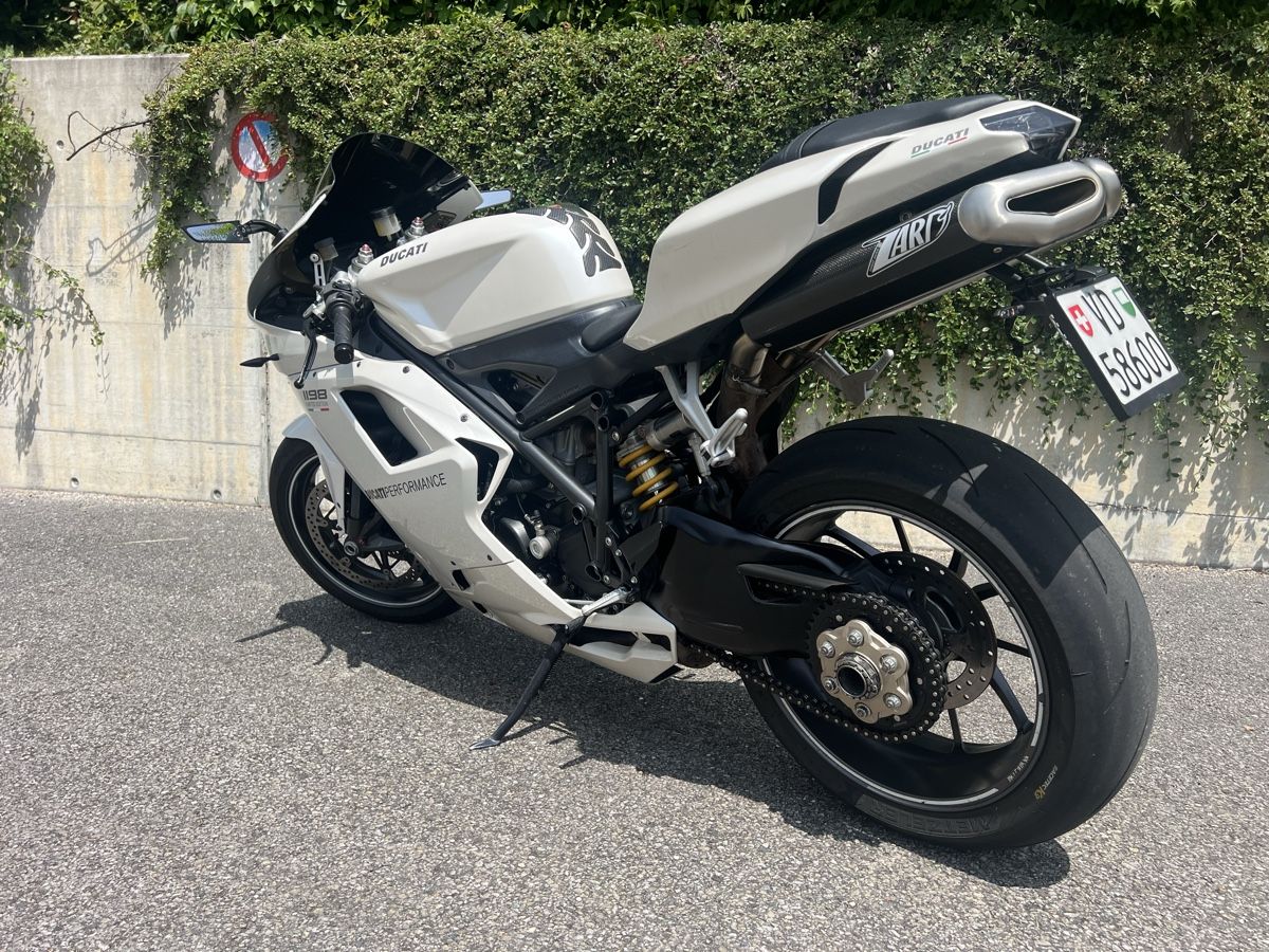 Ducati Strada: DUCATI 1198 LIMITED EDITION – Usato da Crissier venduto da JMCRS 2