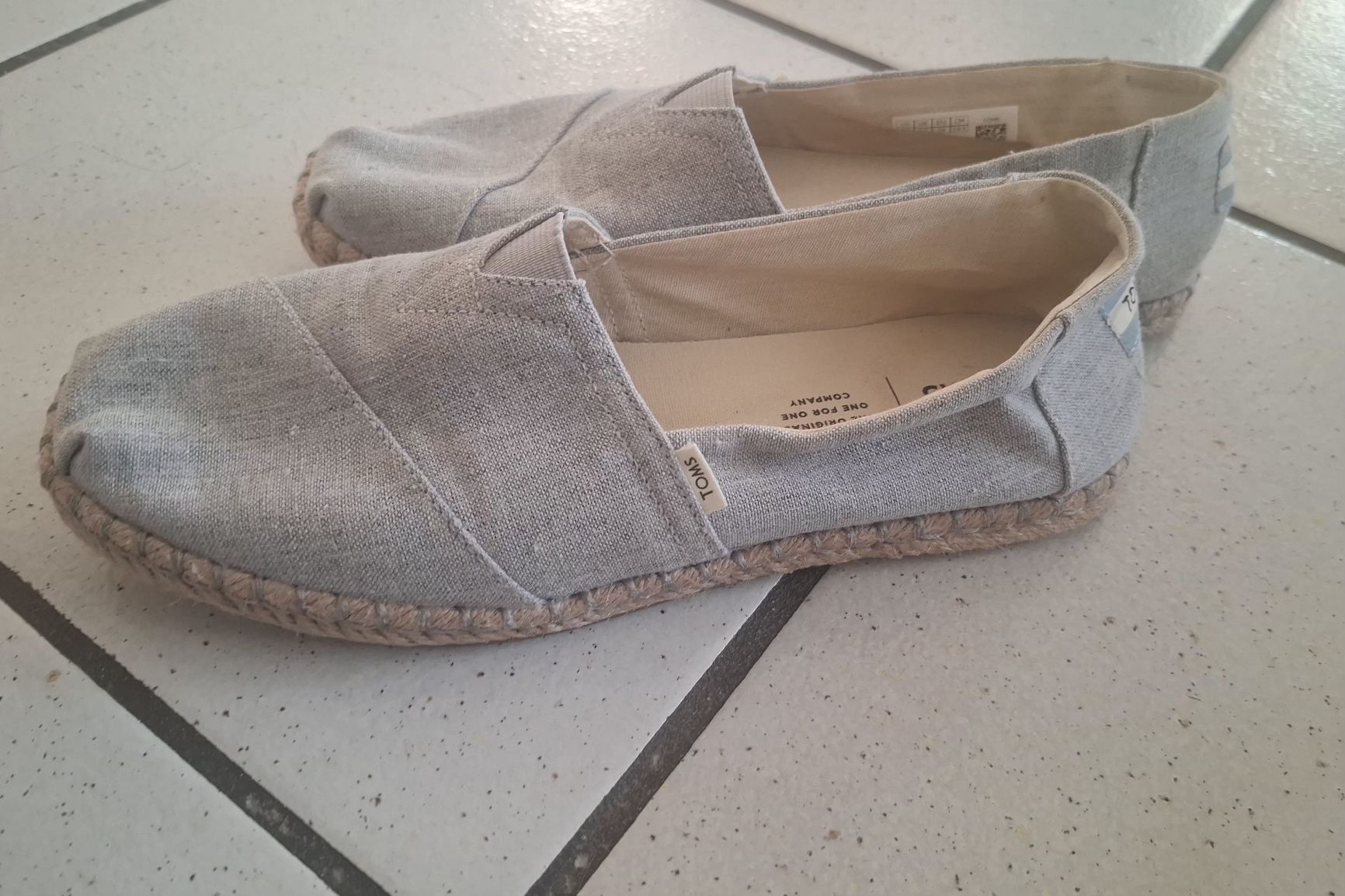 Toms Scarpe da donna: Toms 38 – Usato da Wäldi venduto da Fergiu