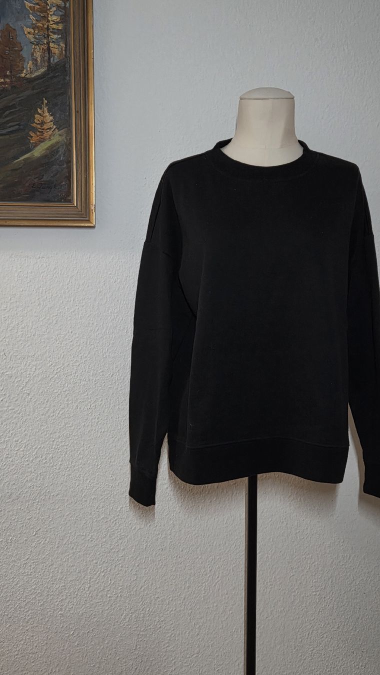 Primark Pulls & Sweat-shirts: Schwarzer & violetter Basic-Pulli, Gr. M – Neuf (Voir description) à Kreuzlingen par MeinKleinesAtelier 3