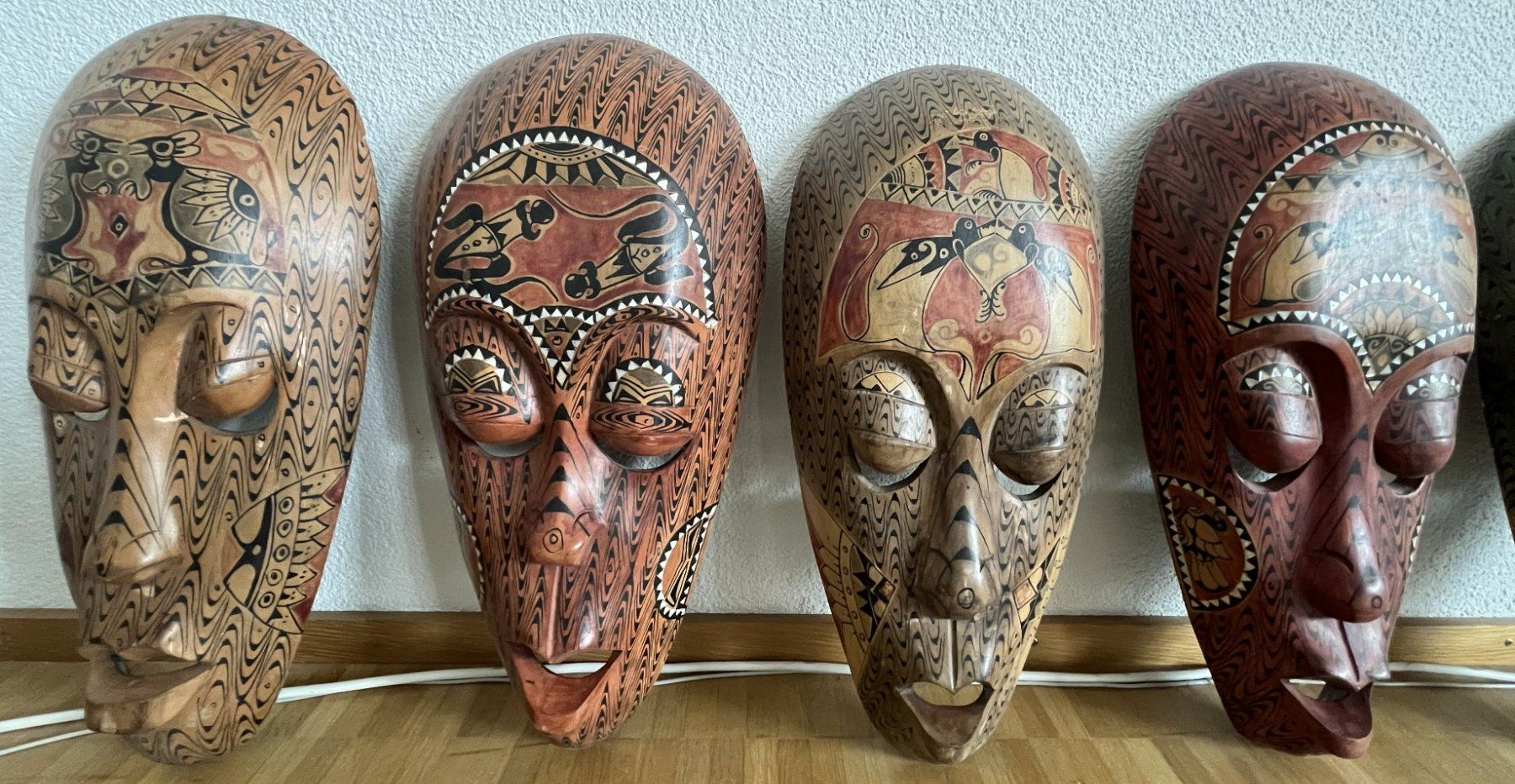 Masken: ❤️ 6 grosse traditionelle Holzmasken aus Indonesien ❤️ – Gebraucht aus Scherzingen von GuteWare_FairerPreis 3