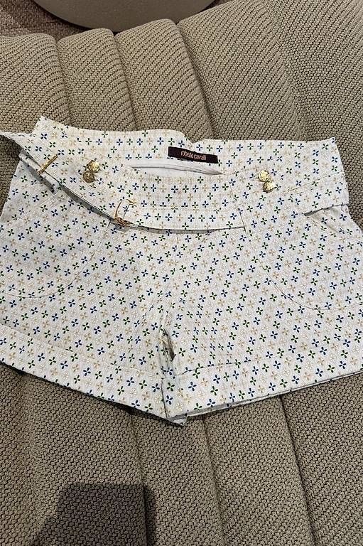 Roberto Cavalli Pantaloni: ROBERTO CAVALLI SHORTS – Nuovo (secondo la descrizione) da Schwyz venduto da bofb 2