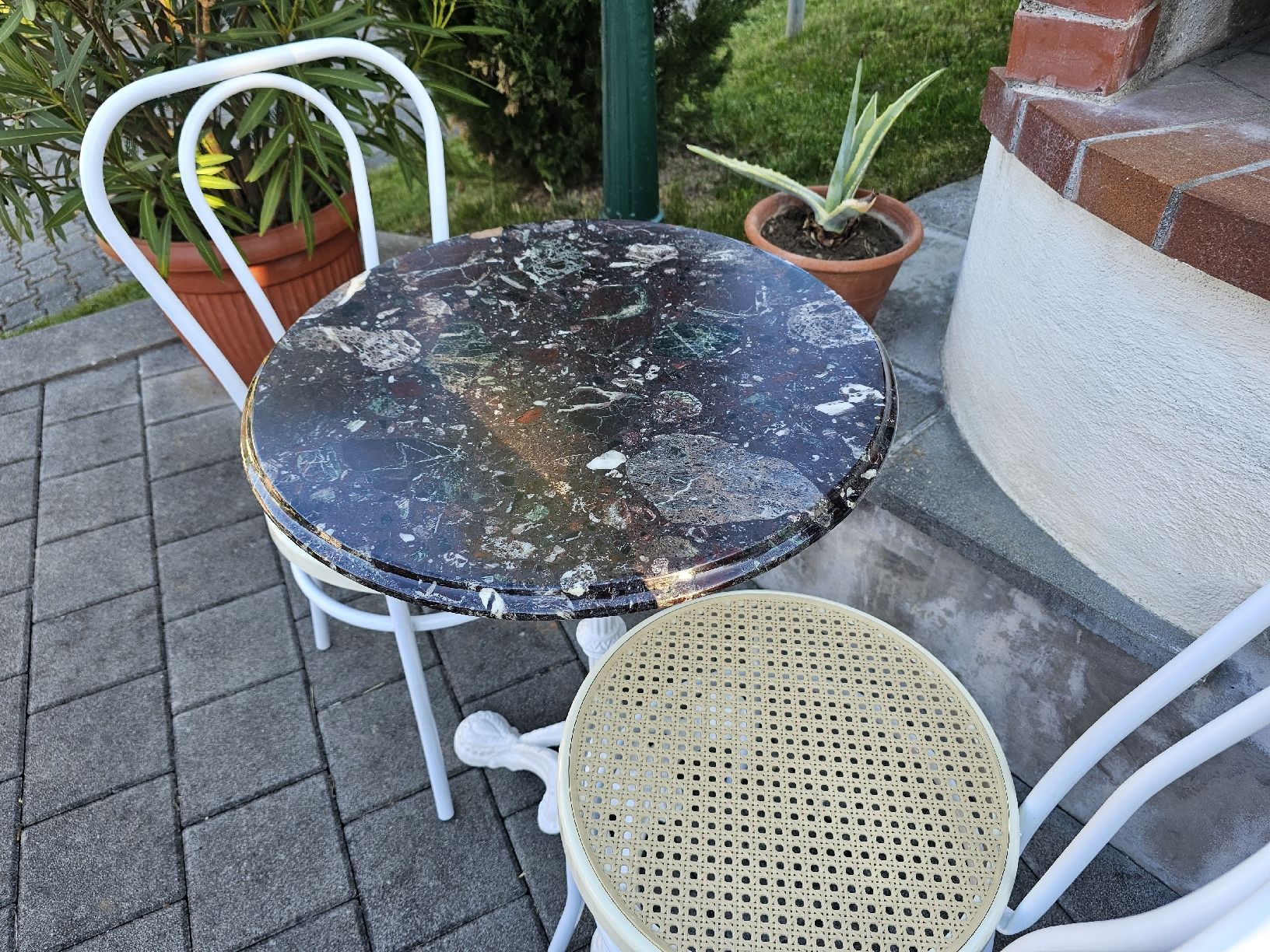 Tavoli: Bistrotisch Marmortisch 2 Stühle – Usato da Villnachern venduto da hasta08 8