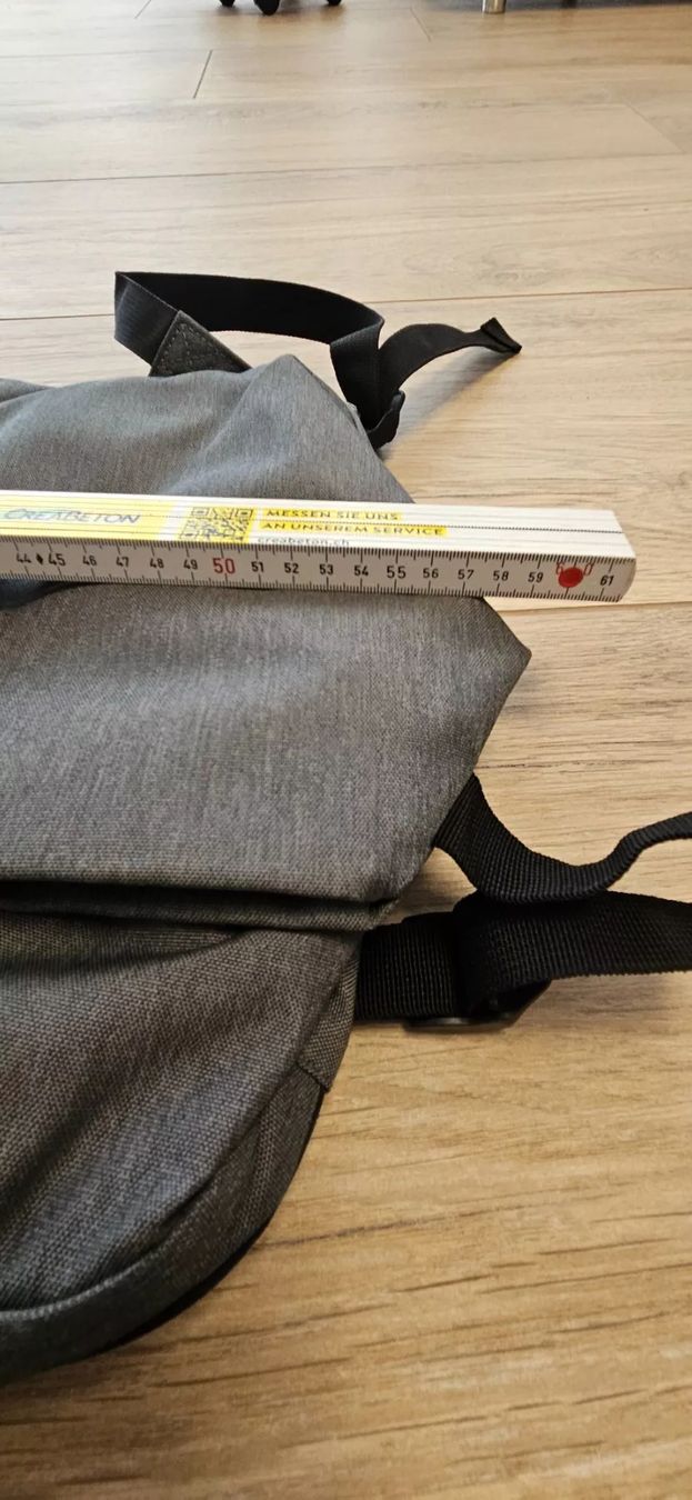 Zaini: Rucksack grau schlichtes Design neu – Nuovo (secondo la descrizione) da Menziken venduto da Luzerner1980 3