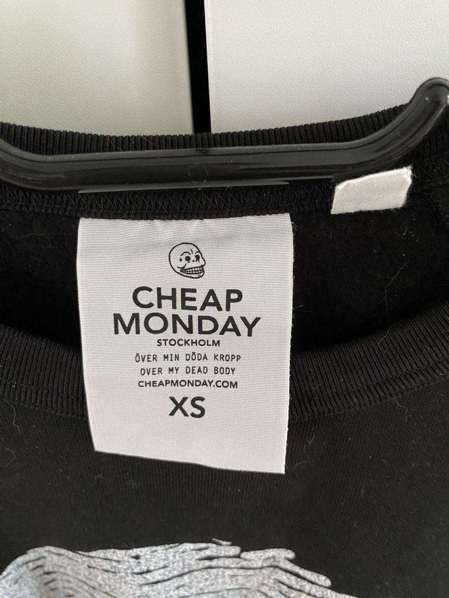 Maglioni & Felpe: Cheap Monday Totenkopf Pullover – Usato da Basel venduto da Nina_777 2
