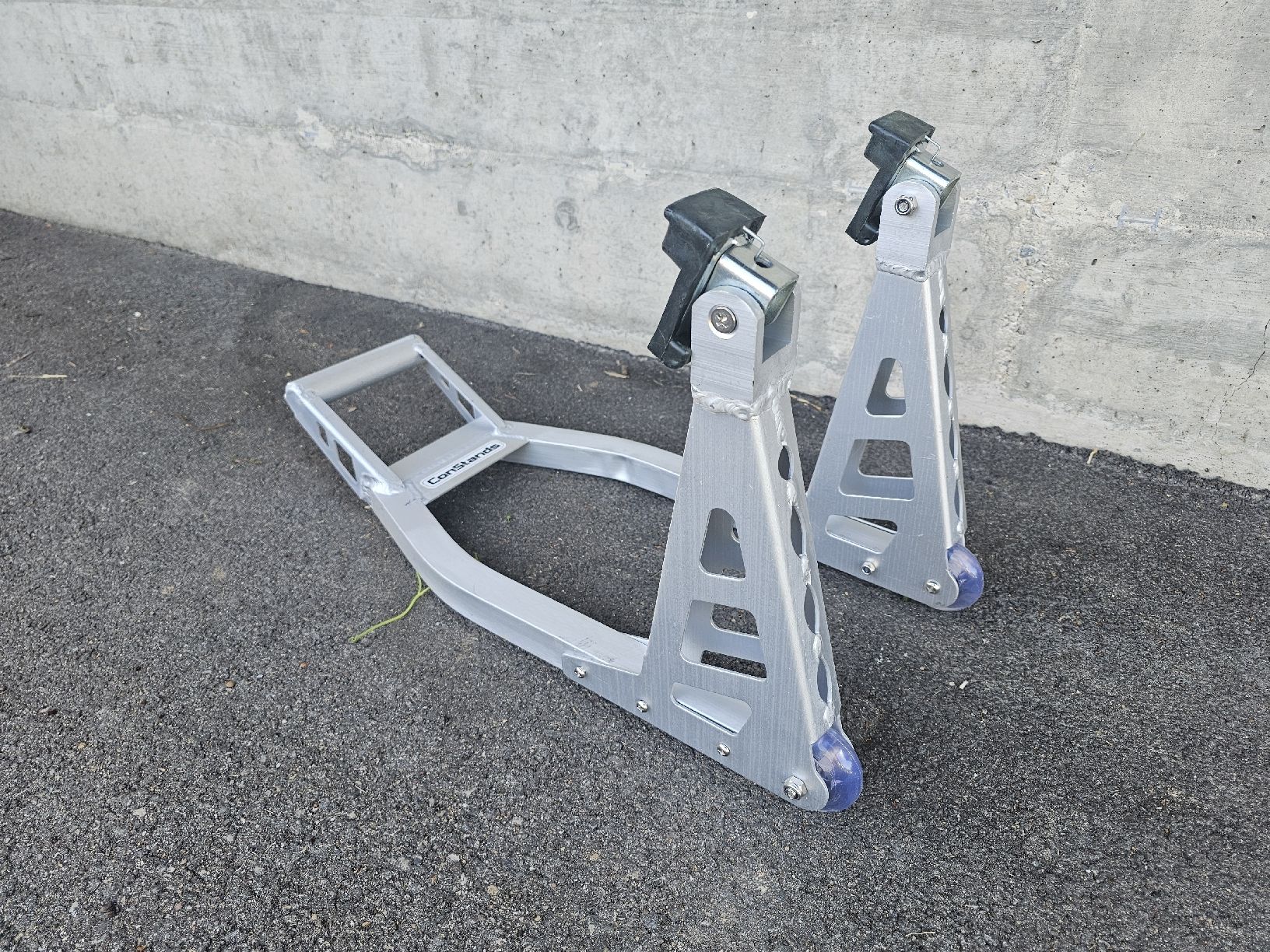 Stander: Motorrad Ständer Vorderrad – Nuovo (secondo la descrizione) da St. Gallen venduto da Kolja2000 2