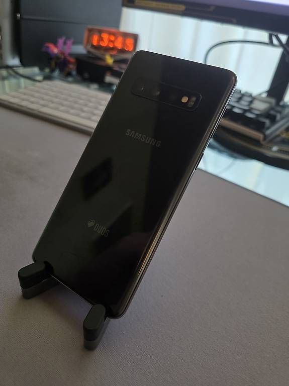 Samsung Telefoni cellulari / Smartphones: Samsung Galaxy S10 128GB Schwarz – Difettoso da Illnau venduto da Spartan226 3